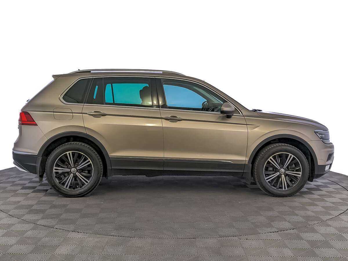 Купить Volkswagen Tiguan с пробегом. Фото: #3