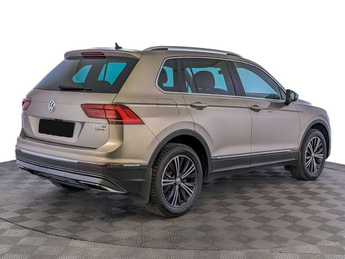 Купить Volkswagen Tiguan с пробегом. Фото: #4