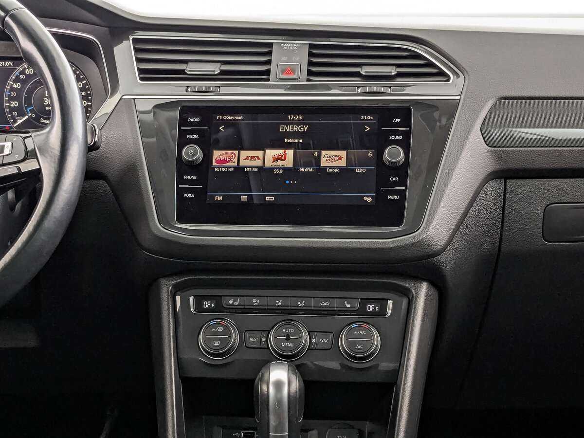 Купить Volkswagen Tiguan с пробегом. Фото: #12