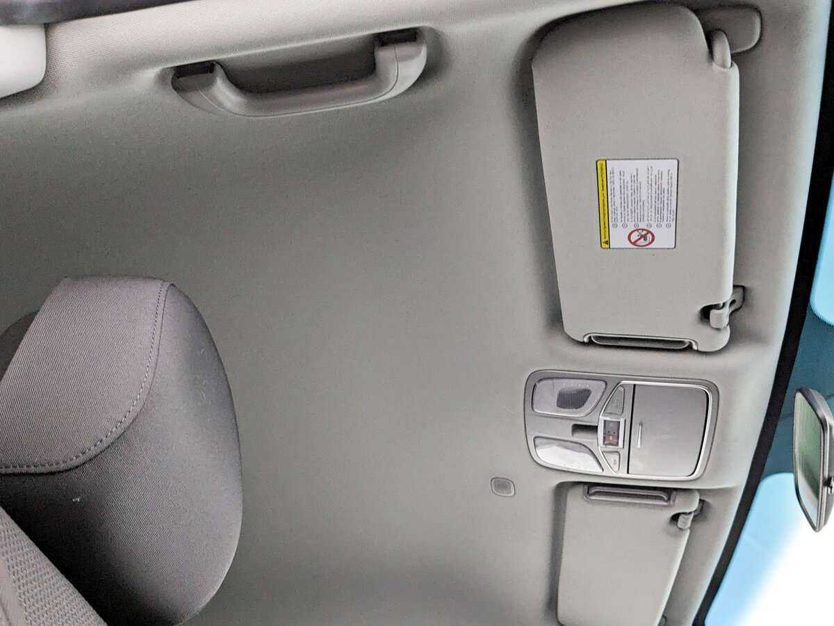 Купить Kia Sorento с пробегом. Фото: #15