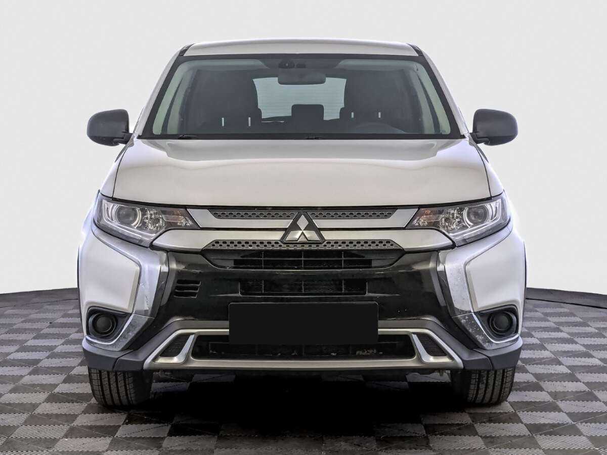 Купить Mitsubishi Outlander с пробегом. Фото: #1