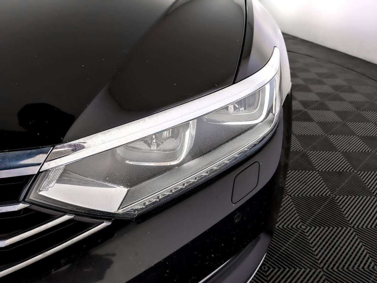Купить Volkswagen Passat с пробегом. Фото: #16