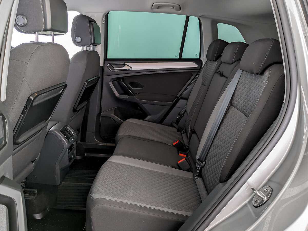 Купить Volkswagen Tiguan с пробегом. Фото: #9