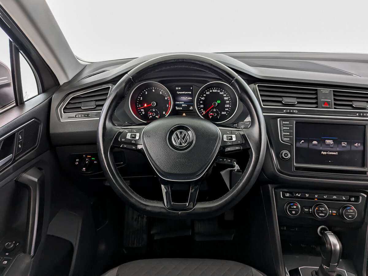 Купить Volkswagen Tiguan с пробегом. Фото: #16
