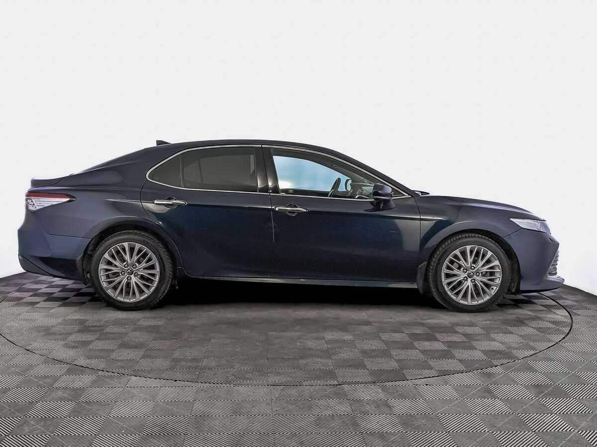 Купить Toyota Camry с пробегом. Фото: #3