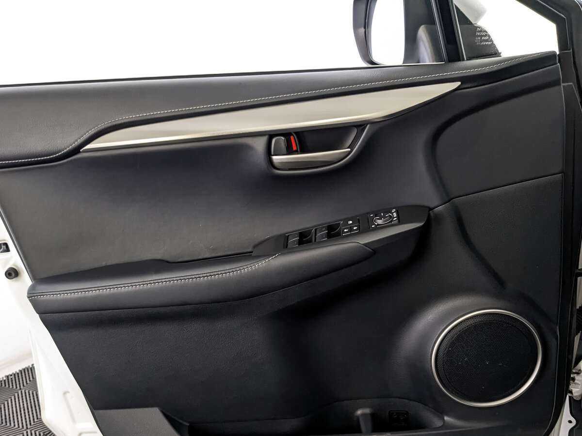 Купить Lexus NX с пробегом. Фото: #18