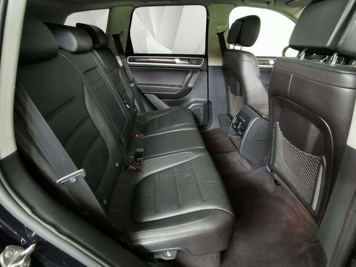 Купить Volkswagen Touareg с пробегом. Фото: #11