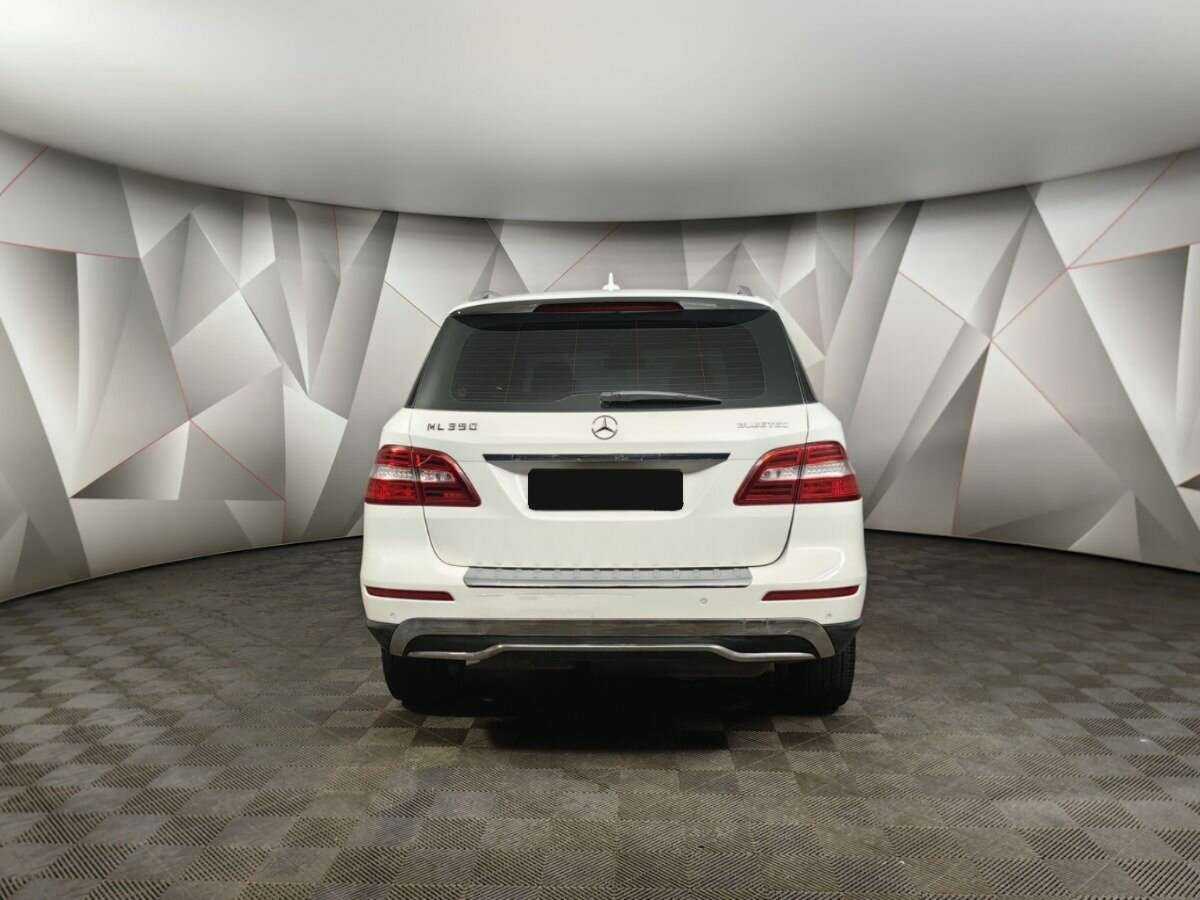 Купить Mercedes-Benz M-Класс с пробегом. Фото: #7