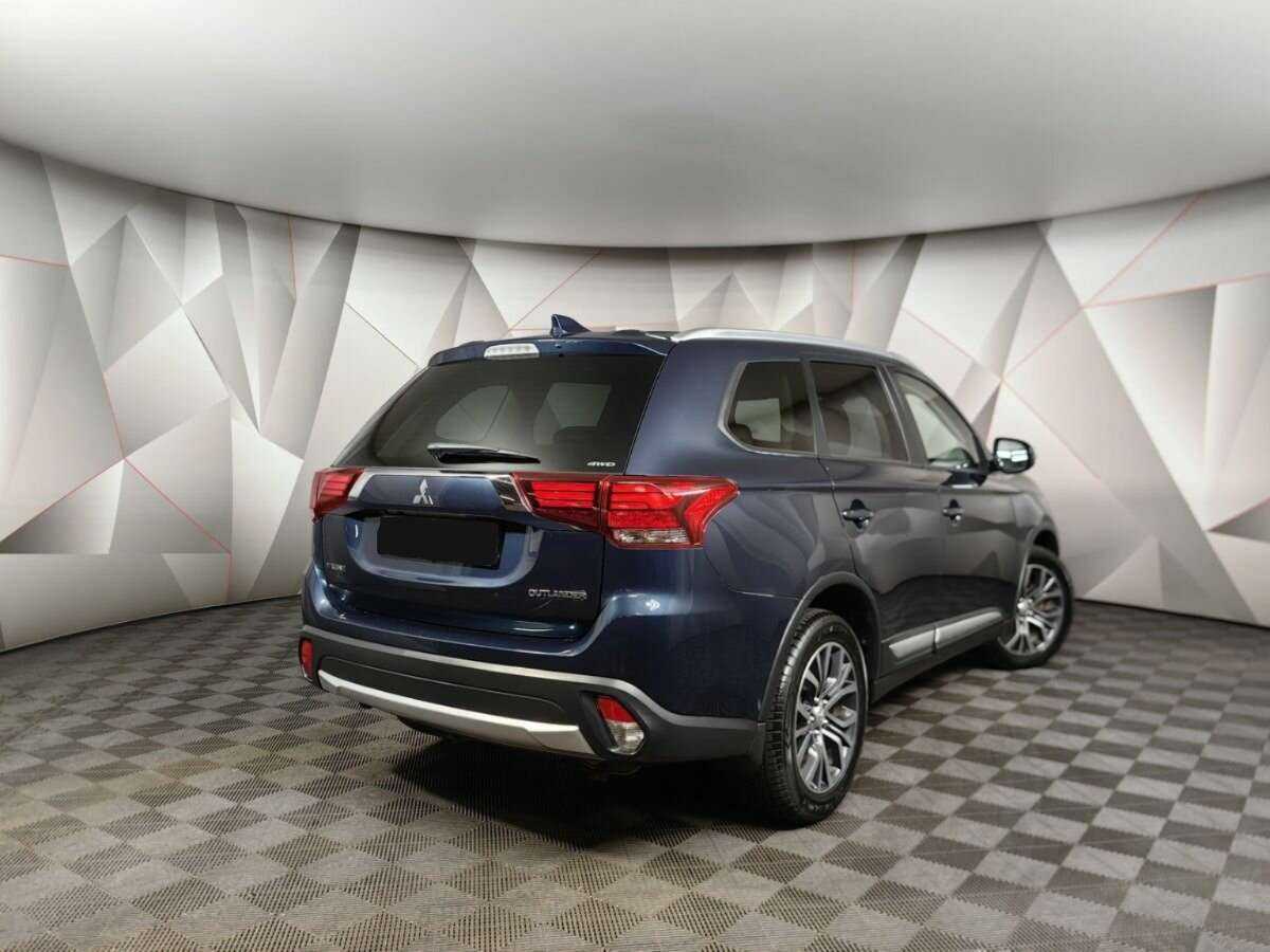 Купить Mitsubishi Outlander с пробегом. Фото: #1