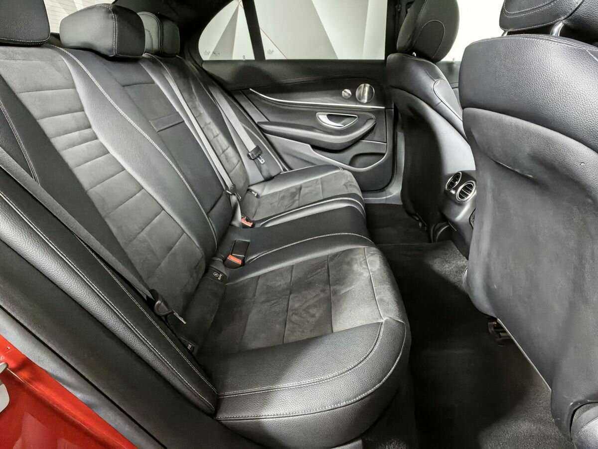 Купить Mercedes-Benz E-Класс с пробегом. Фото: #8