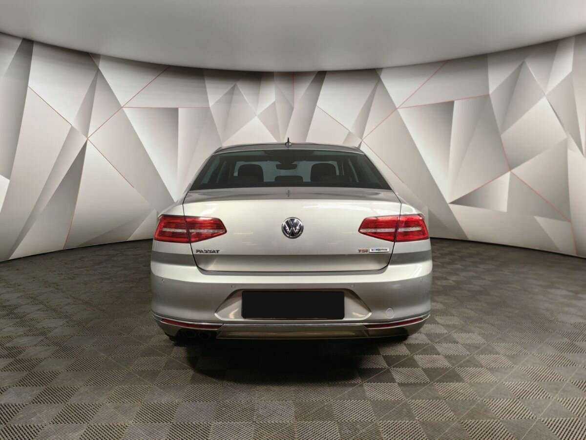 Купить Volkswagen Passat с пробегом. Фото: #7