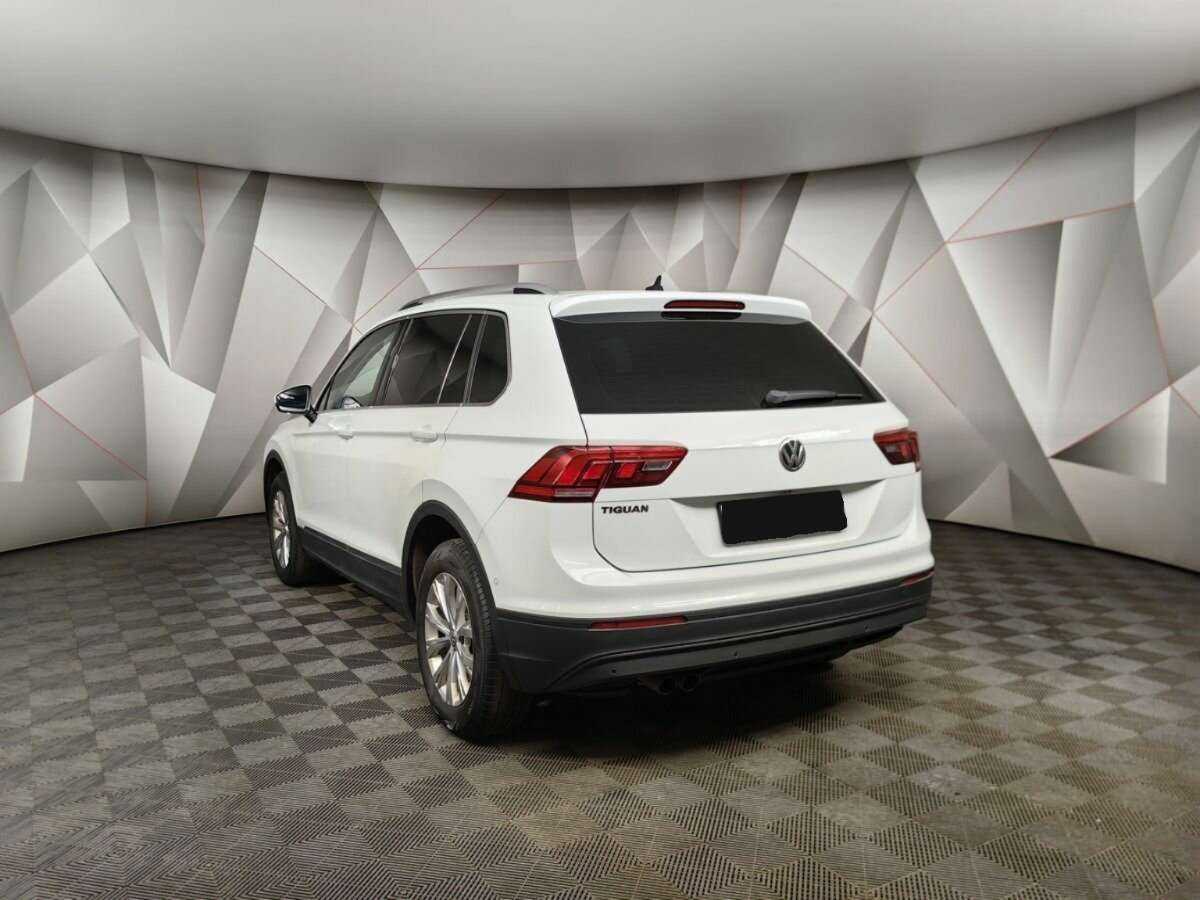 Купить Volkswagen Tiguan с пробегом. Фото: #3