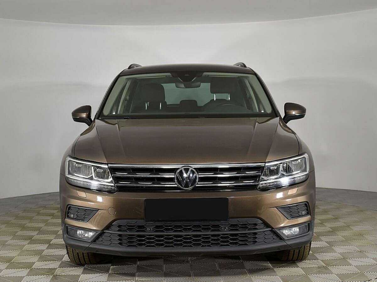 Купить Volkswagen Tiguan с пробегом. Фото: #2
