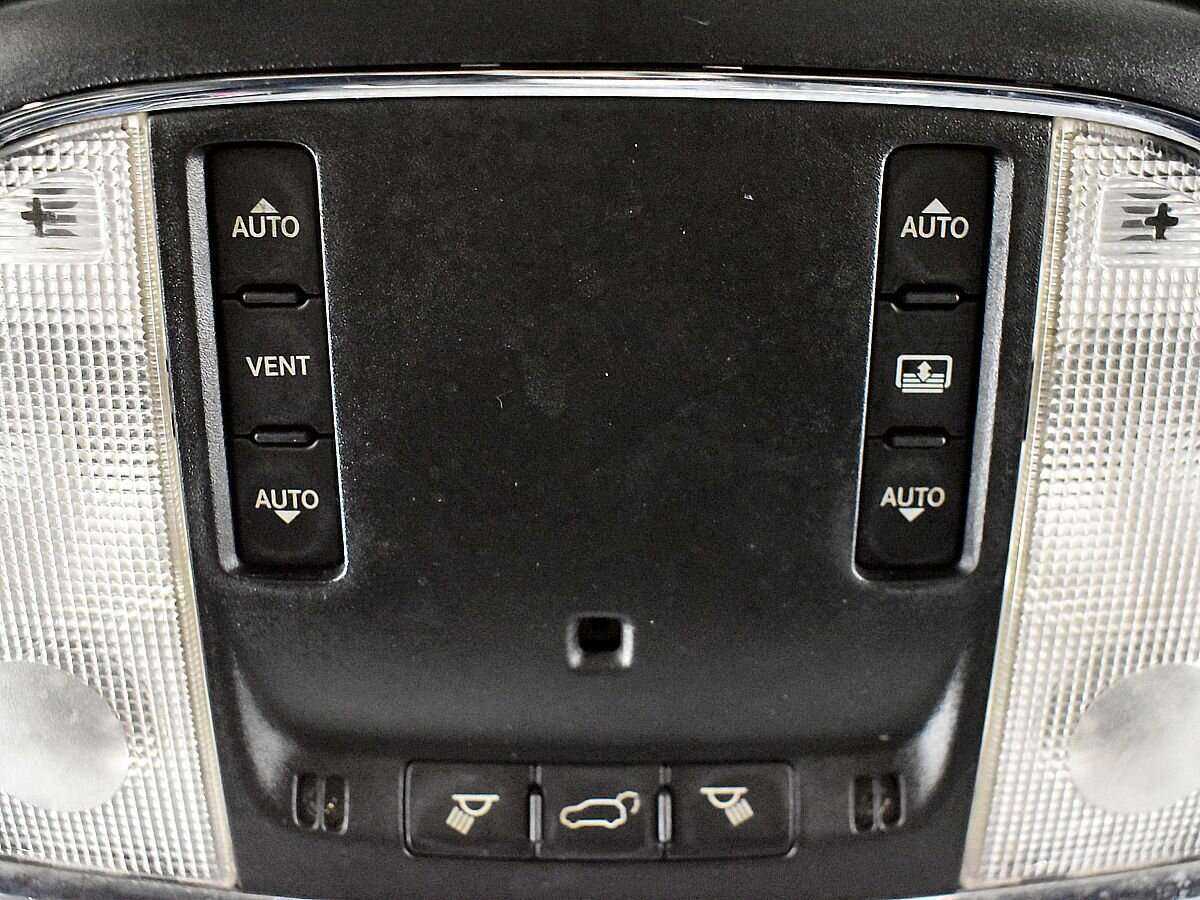 Купить Jeep Grand Cherokee с пробегом. Фото: #15