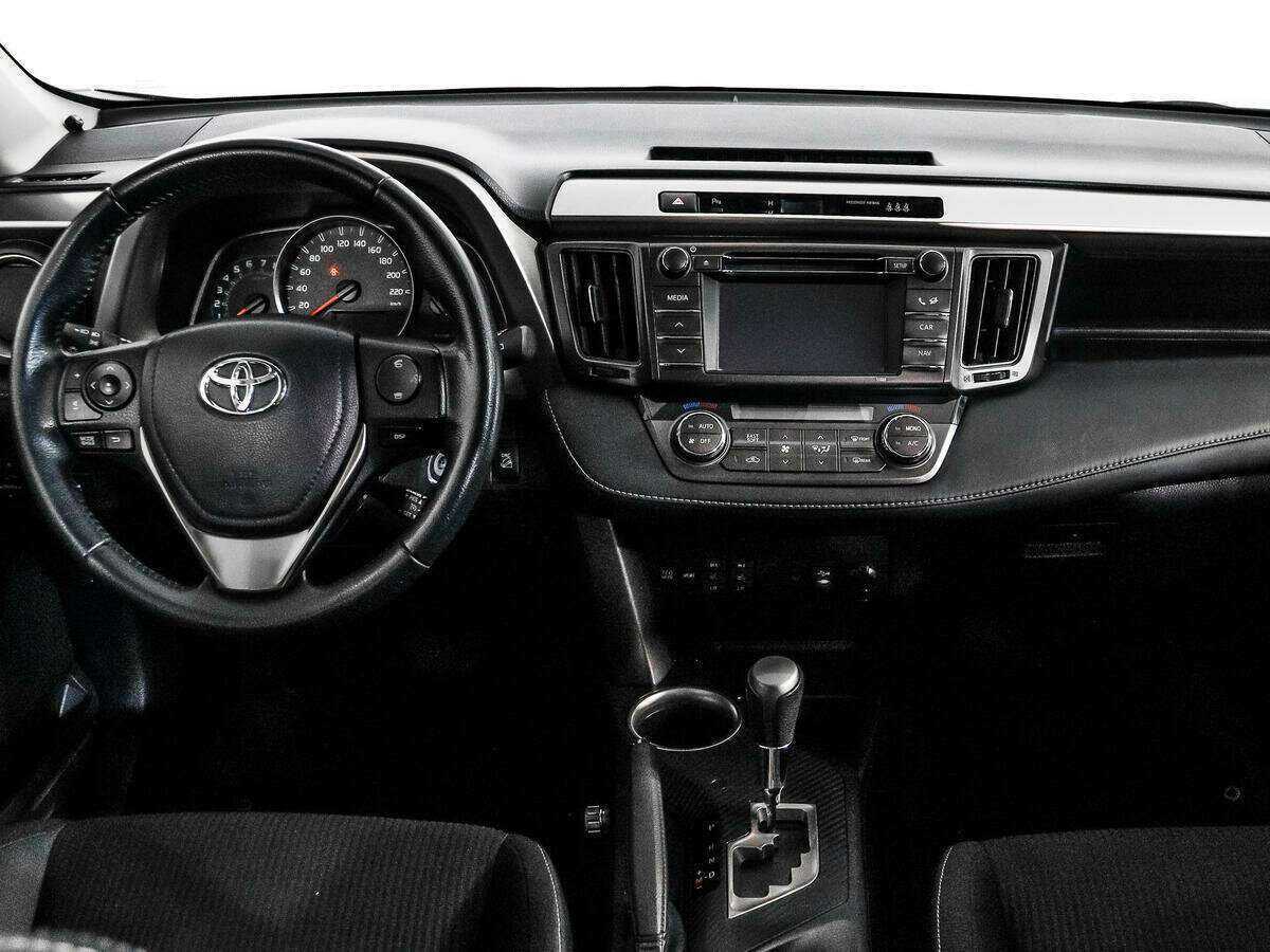 Купить Toyota RAV4 с пробегом. Фото: #11