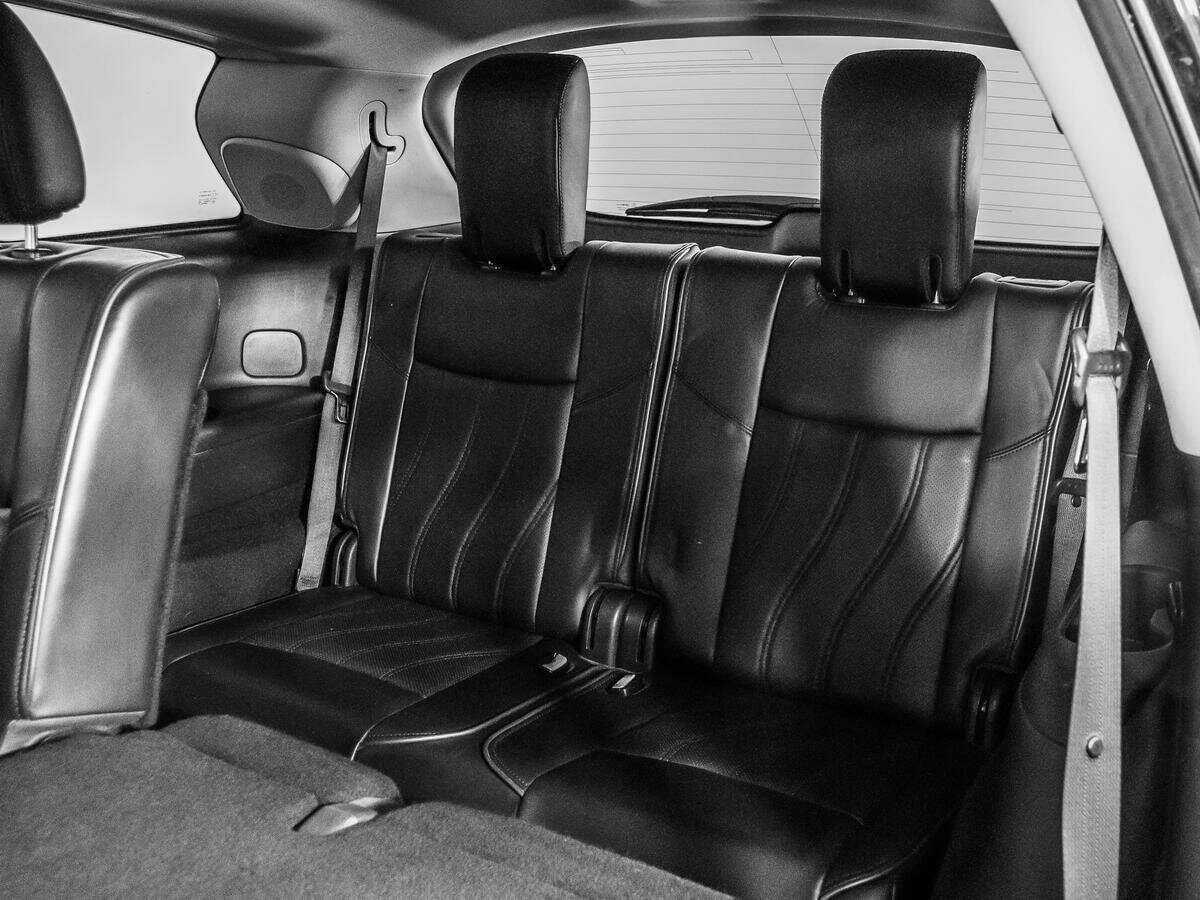 Купить Infiniti JX с пробегом. Фото: #13