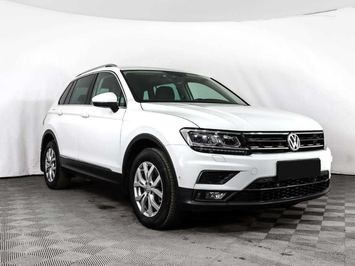Купить Volkswagen Tiguan с пробегом. Фото: #2