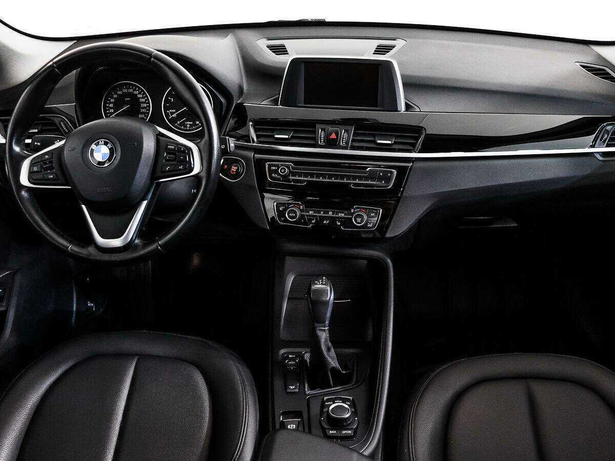 Купить BMW X1 с пробегом. Фото: #9
