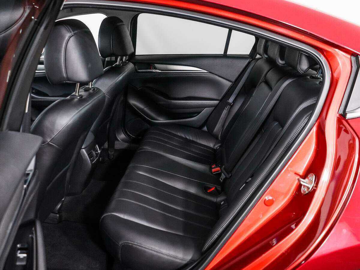 Купить Mazda 6 с пробегом. Фото: #11