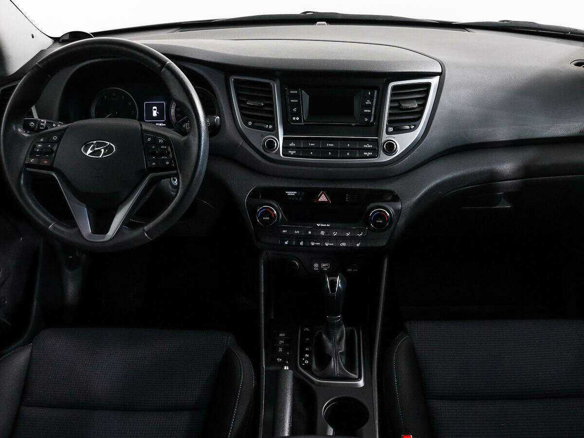 Купить Hyundai Tucson с пробегом. Фото: #11