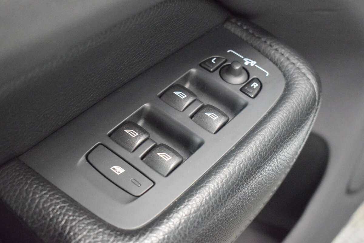 Купить Volvo XC60 с пробегом. Фото: #8