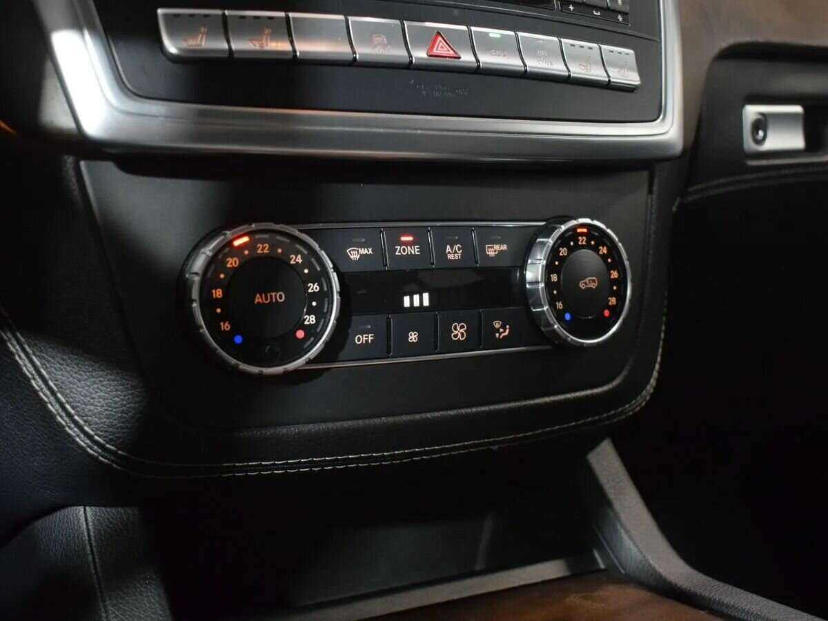 Купить Mercedes-Benz M-Класс с пробегом. Фото: #25