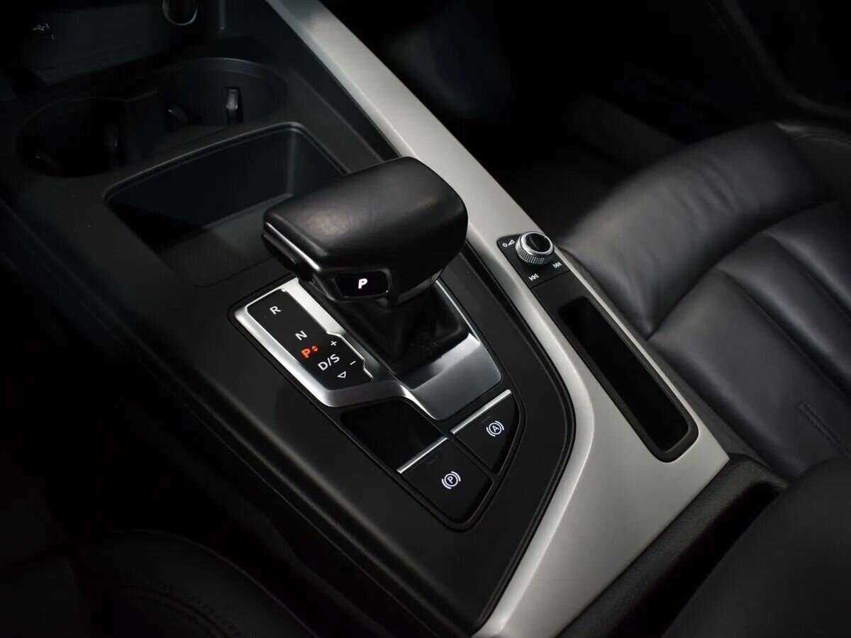 Купить Audi A4 с пробегом. Фото: #17