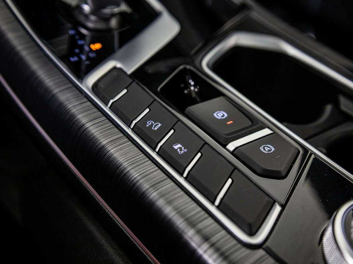 Купить Geely Tugella с пробегом. Фото: #14