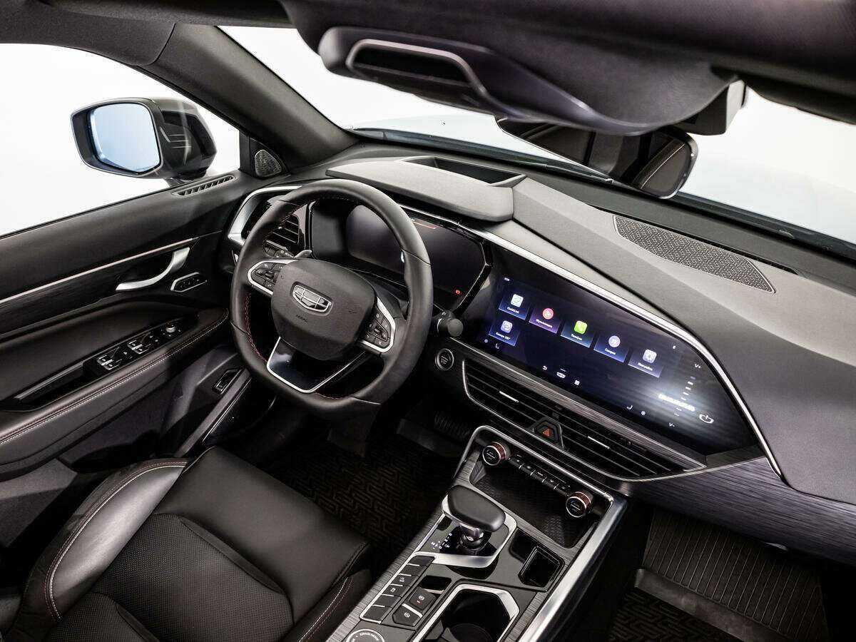 Купить Geely Tugella с пробегом. Фото: #24