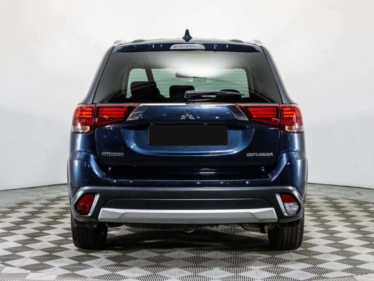 Купить Mitsubishi Outlander с пробегом. Фото: #5
