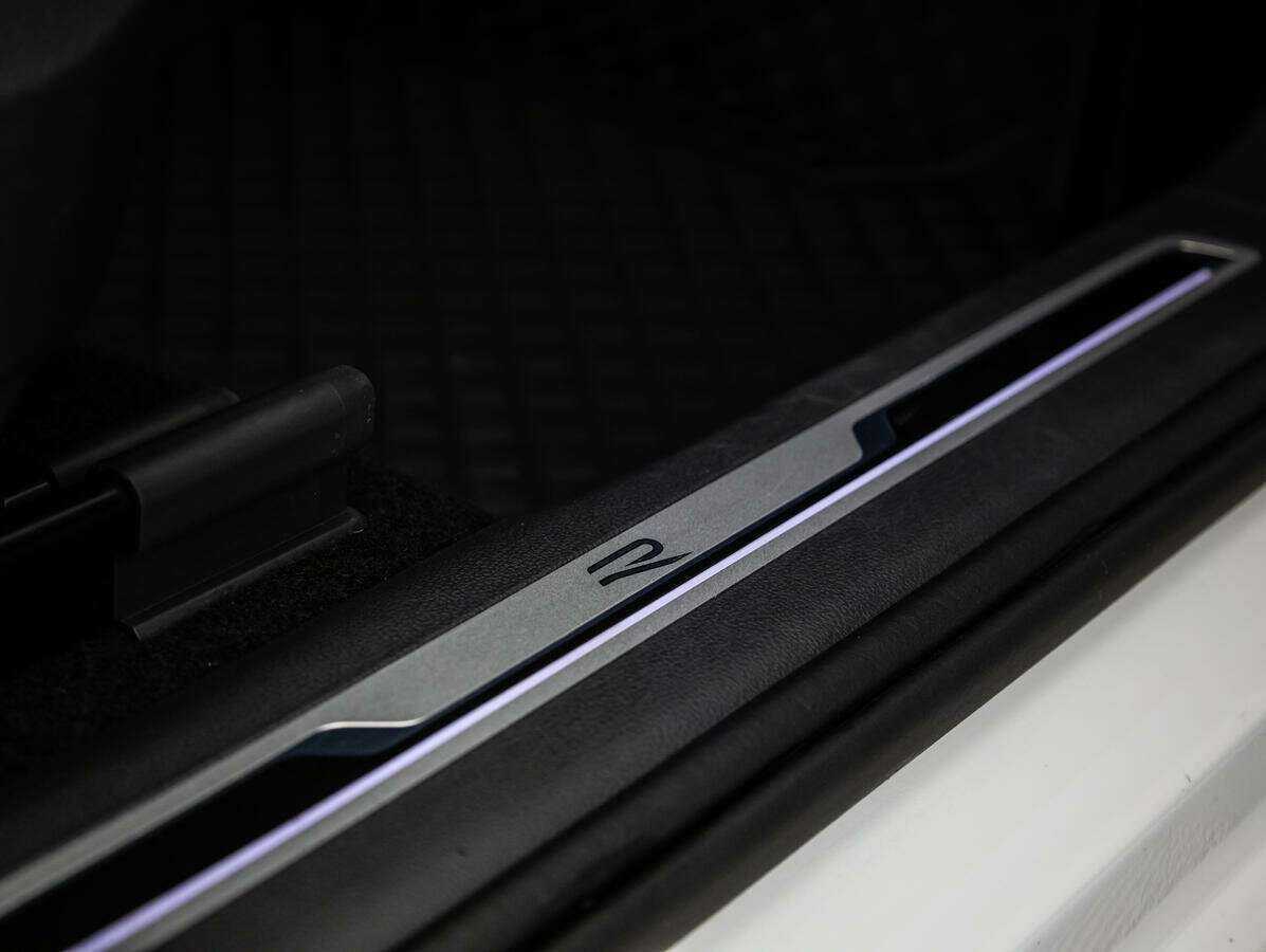 Купить Volkswagen Tiguan с пробегом. Фото: #19