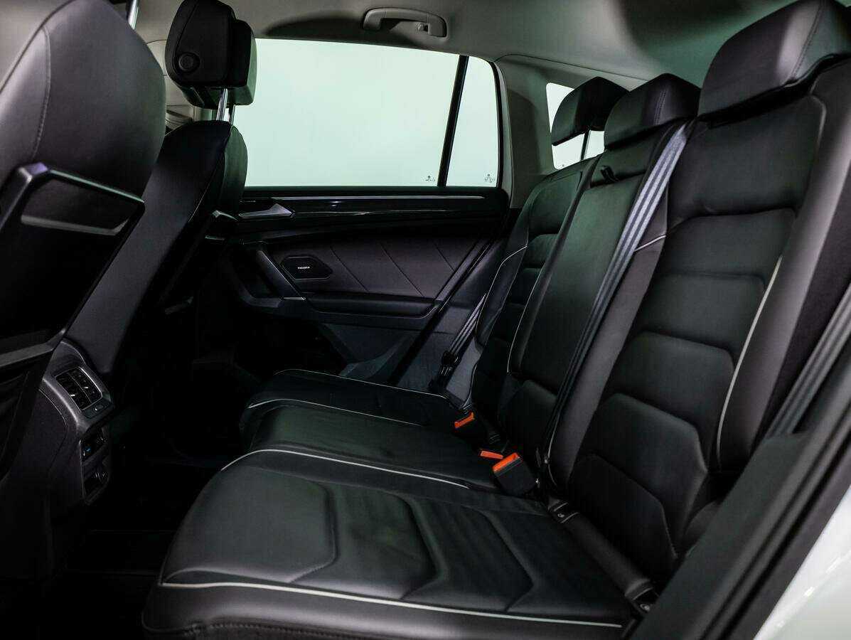 Купить Volkswagen Tiguan с пробегом. Фото: #7