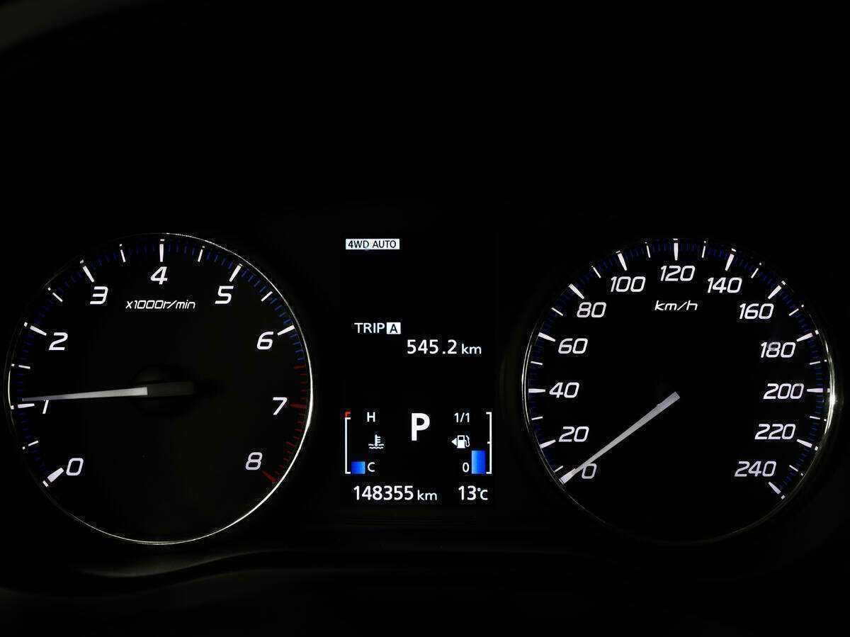 Купить Mitsubishi Outlander с пробегом. Фото: #15