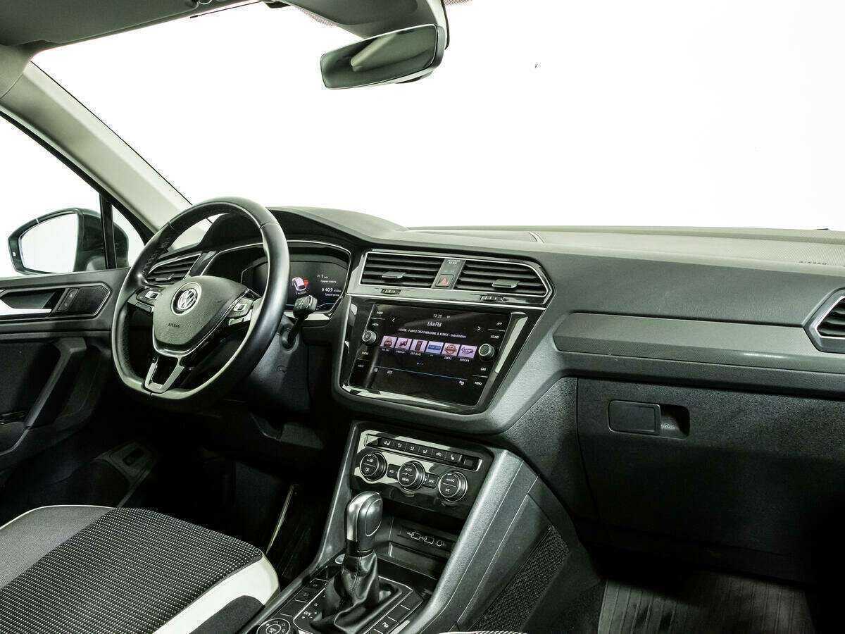 Купить Volkswagen Tiguan с пробегом. Фото: #6