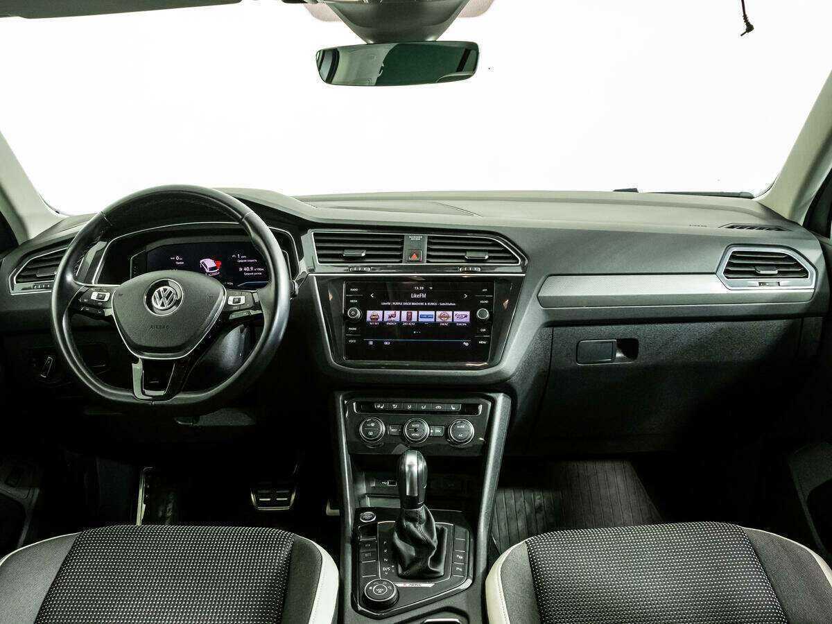 Купить Volkswagen Tiguan с пробегом. Фото: #10