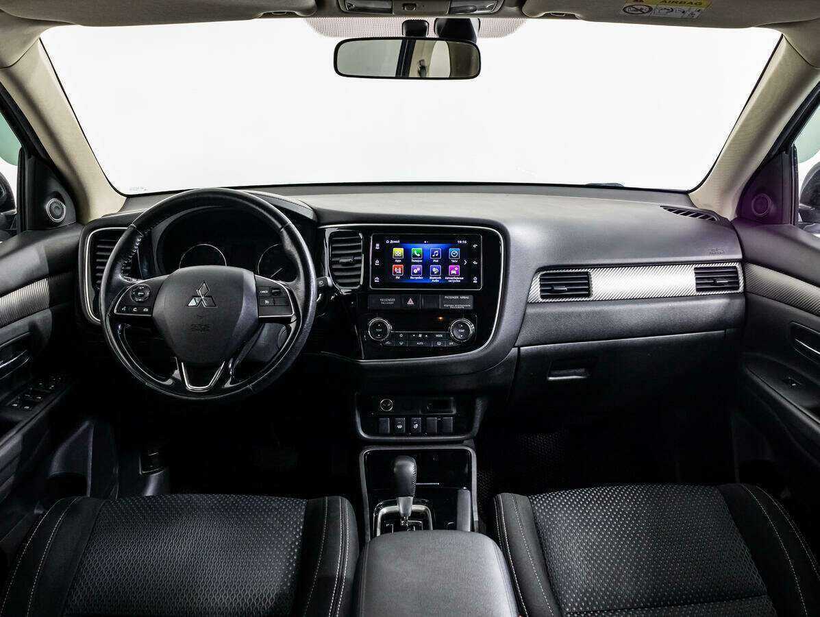 Купить Mitsubishi Outlander с пробегом. Фото: #12