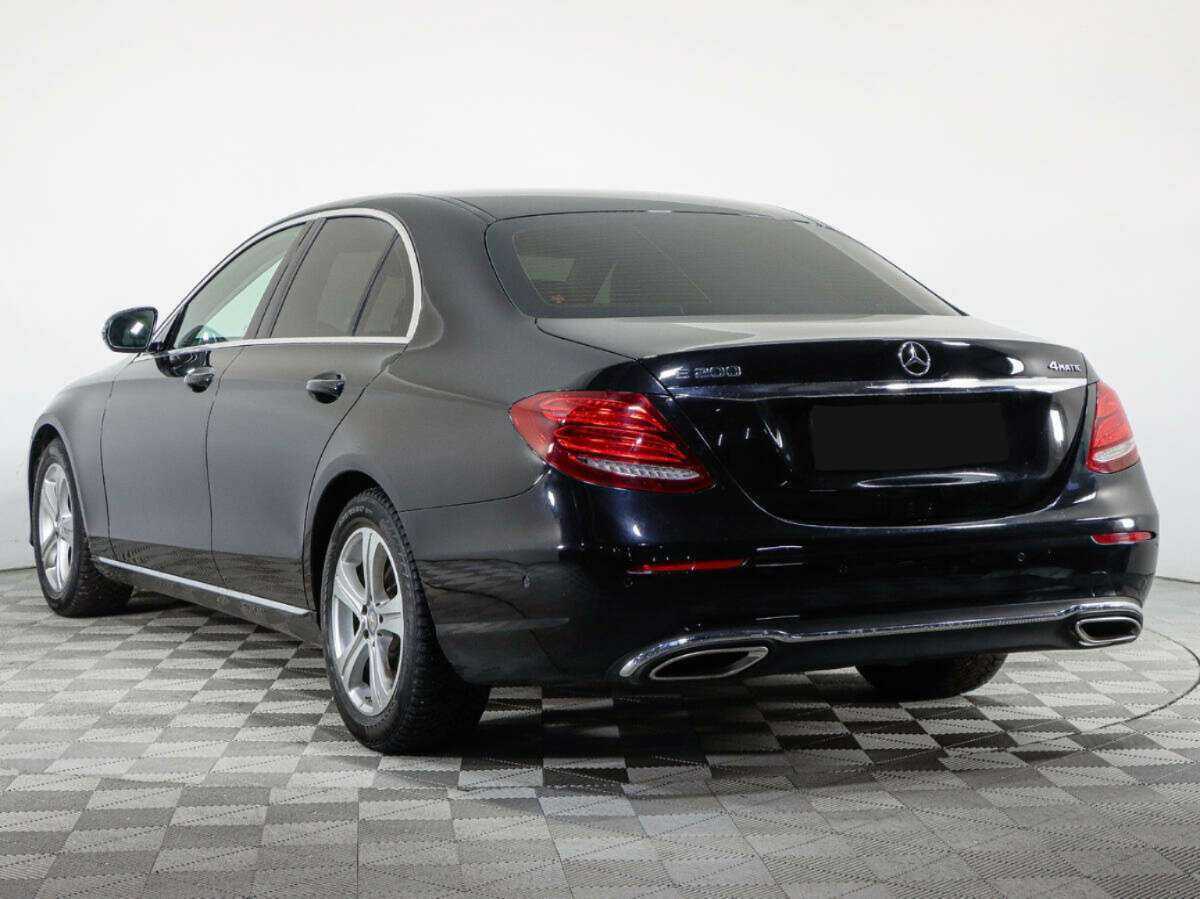 Купить Mercedes-Benz E-Класс с пробегом. Фото: #6