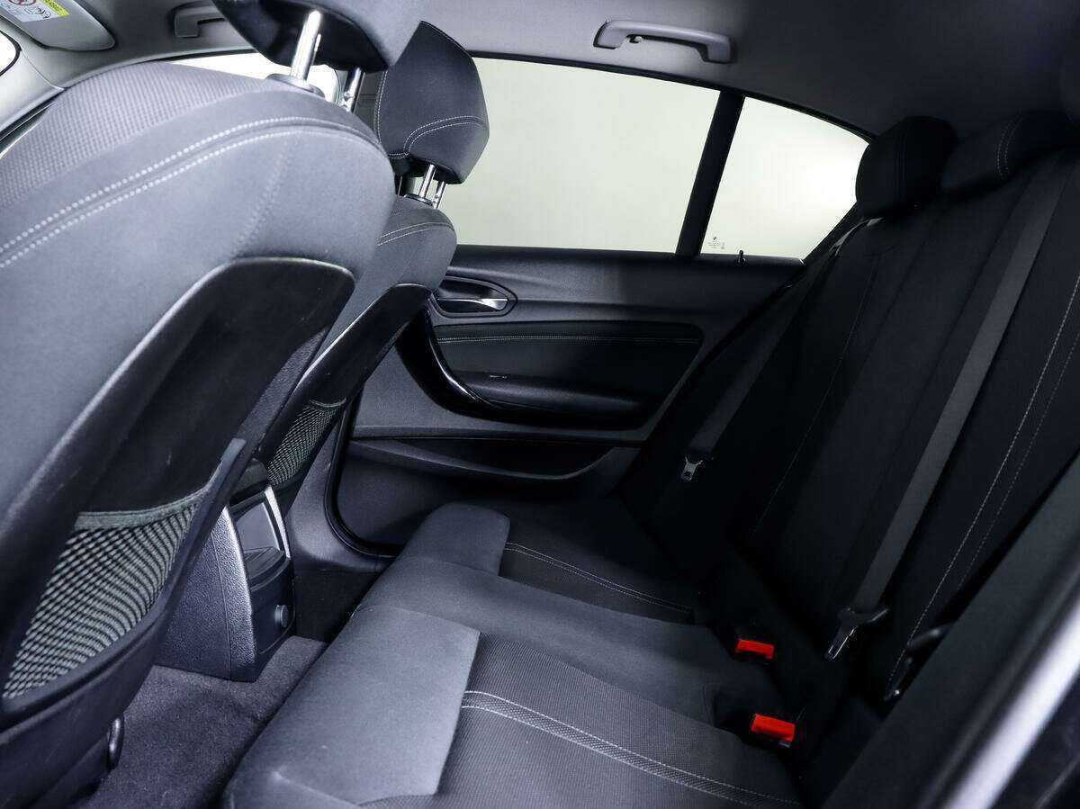 Купить BMW 1 серии с пробегом. Фото: #10