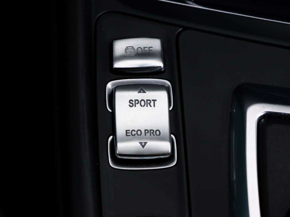 Купить BMW 3 серии с пробегом. Фото: #15