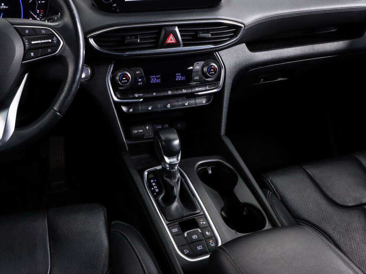 Купить Hyundai Santa Fe с пробегом. Фото: #11