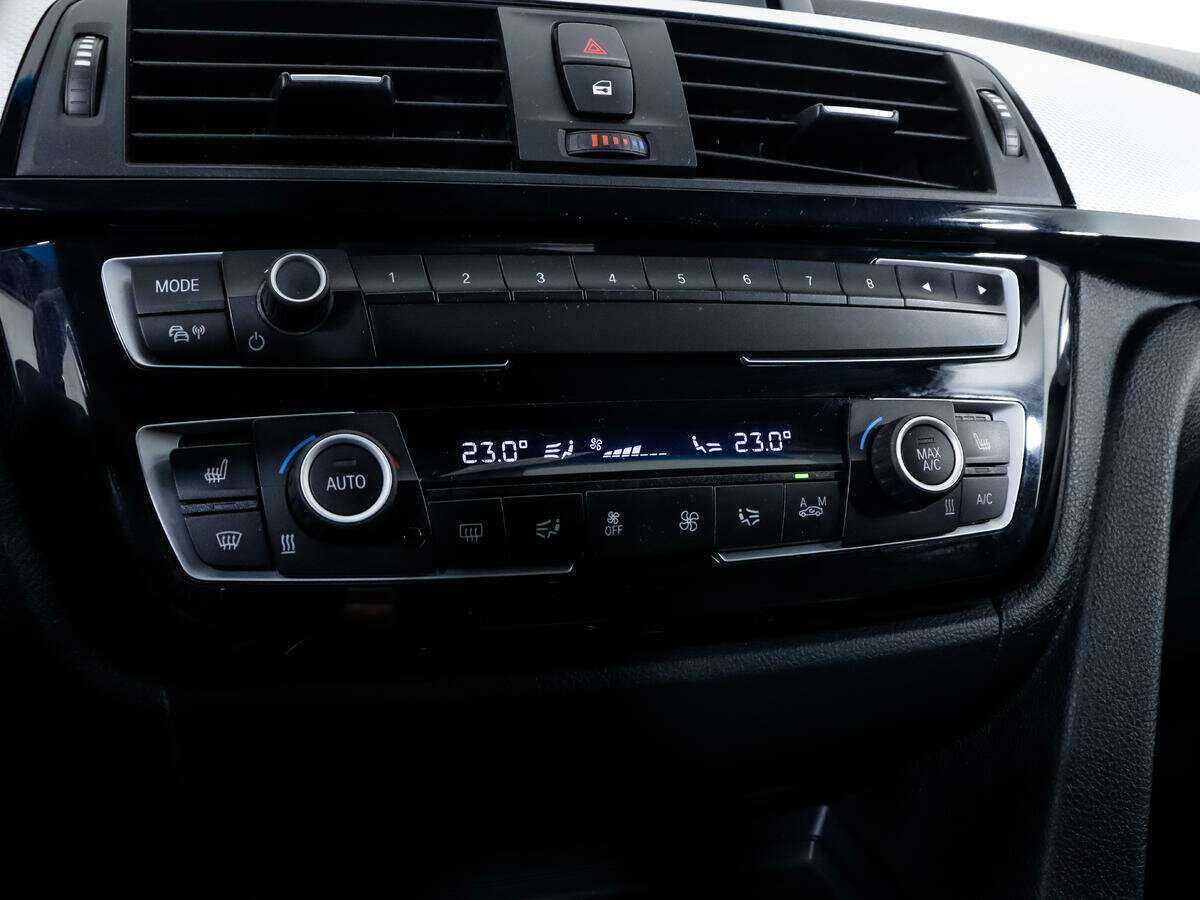 Купить BMW 3 серии с пробегом. Фото: #14