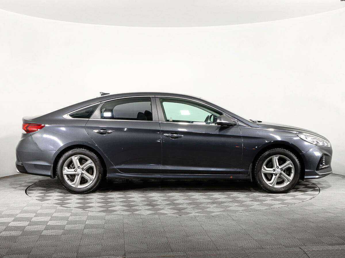 Купить Hyundai Sonata с пробегом. Фото: #3