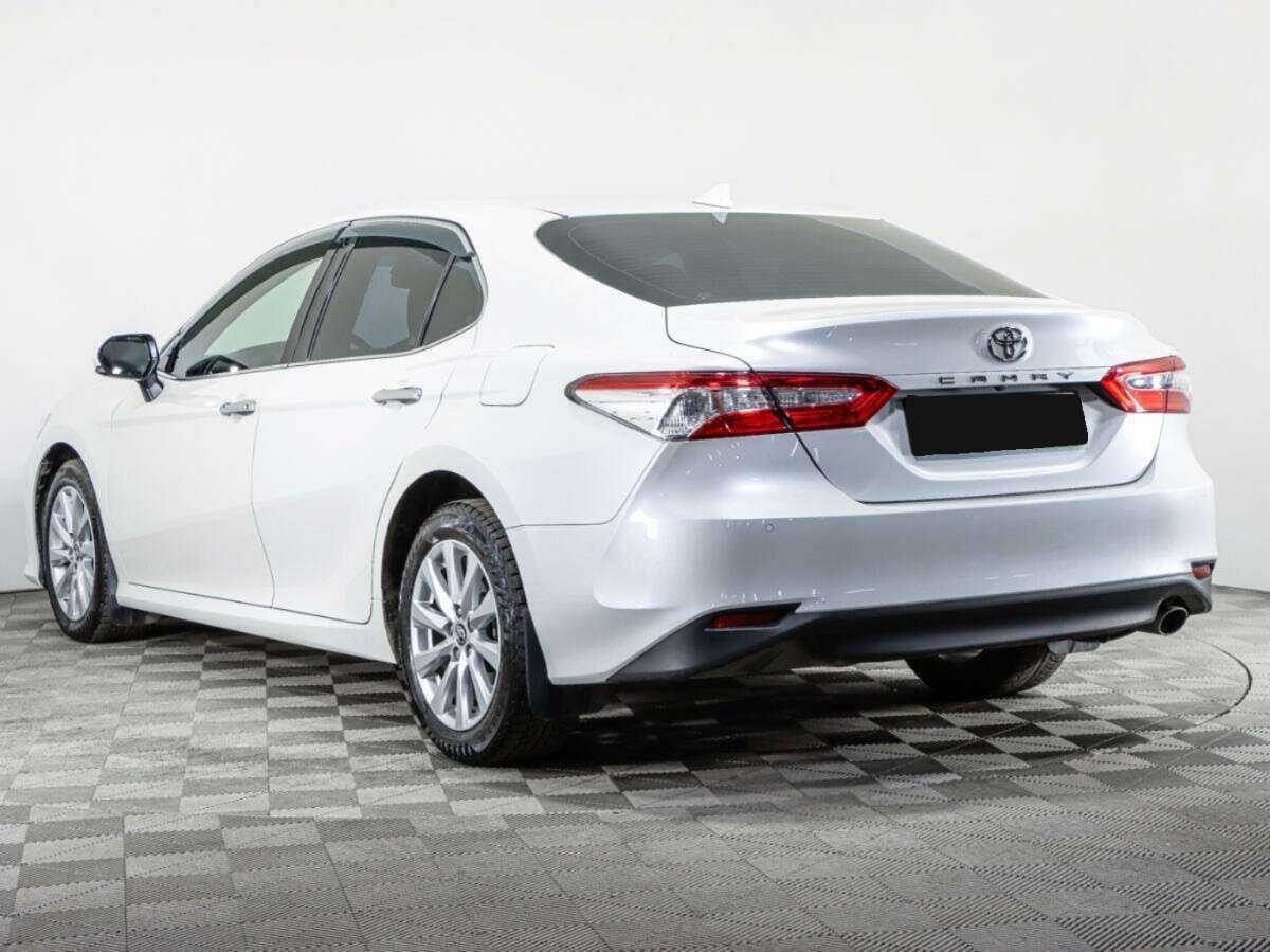 Купить Toyota Camry с пробегом. Фото: #6
