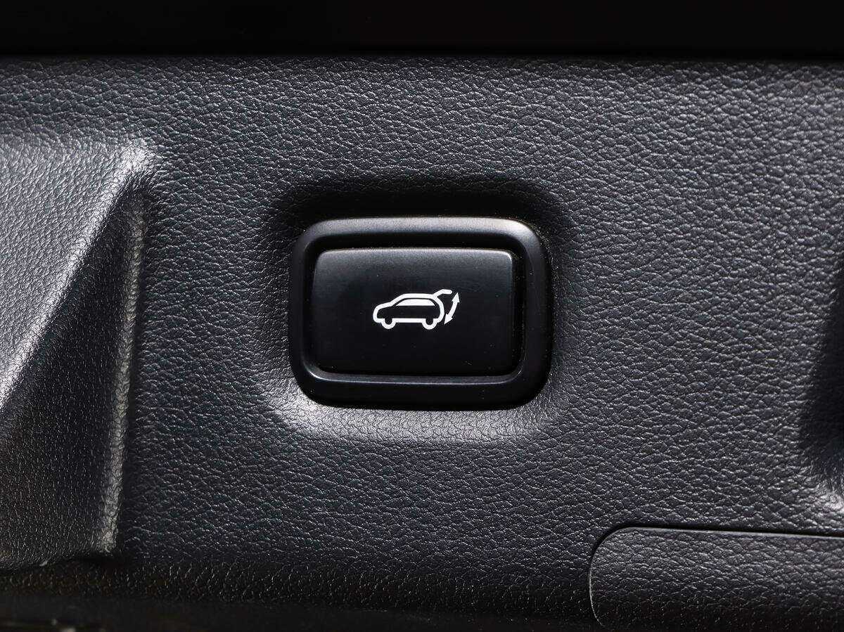 Купить Hyundai Santa Fe с пробегом. Фото: #24