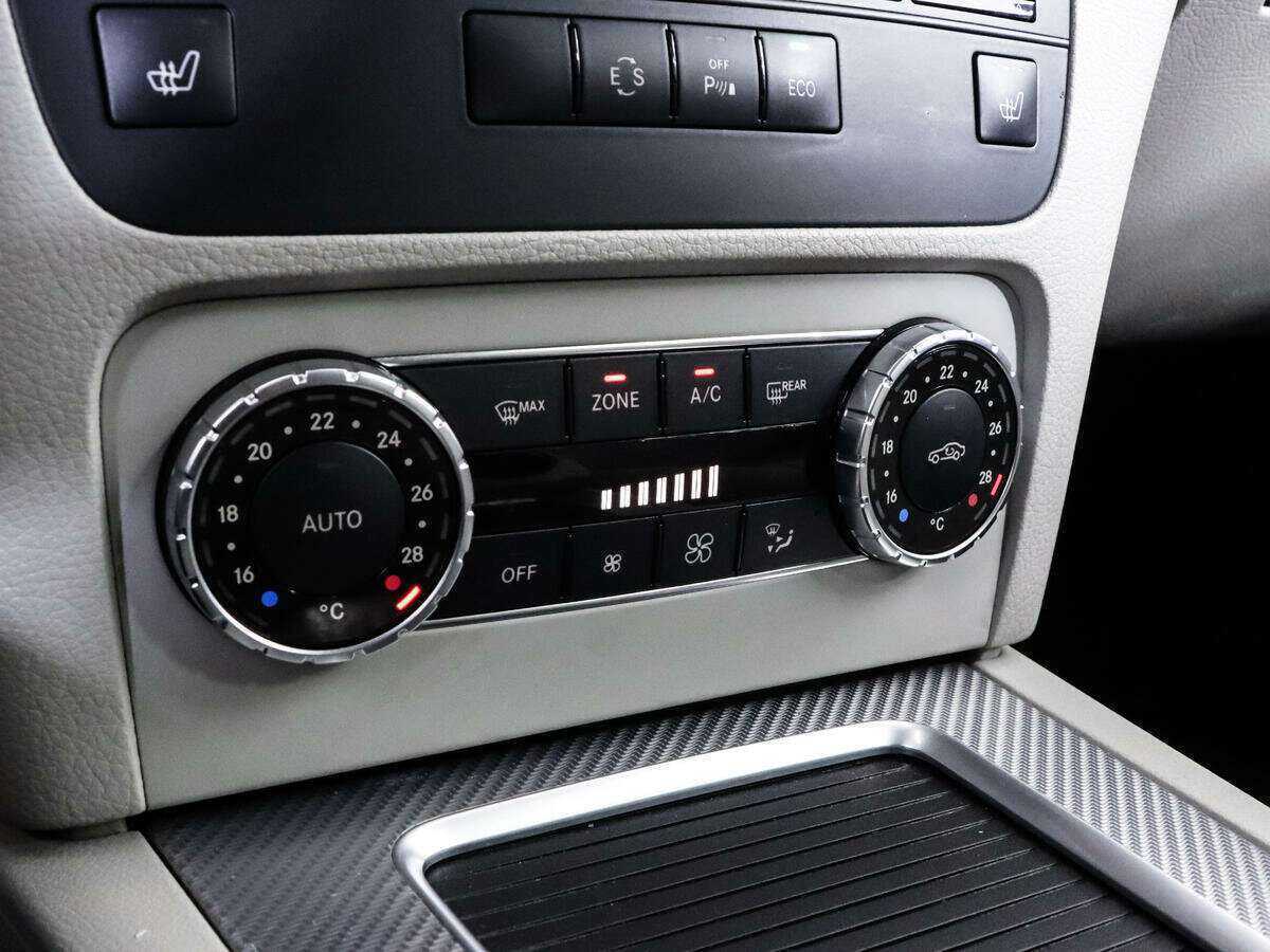 Купить Mercedes-Benz GLK-Класс с пробегом. Фото: #12