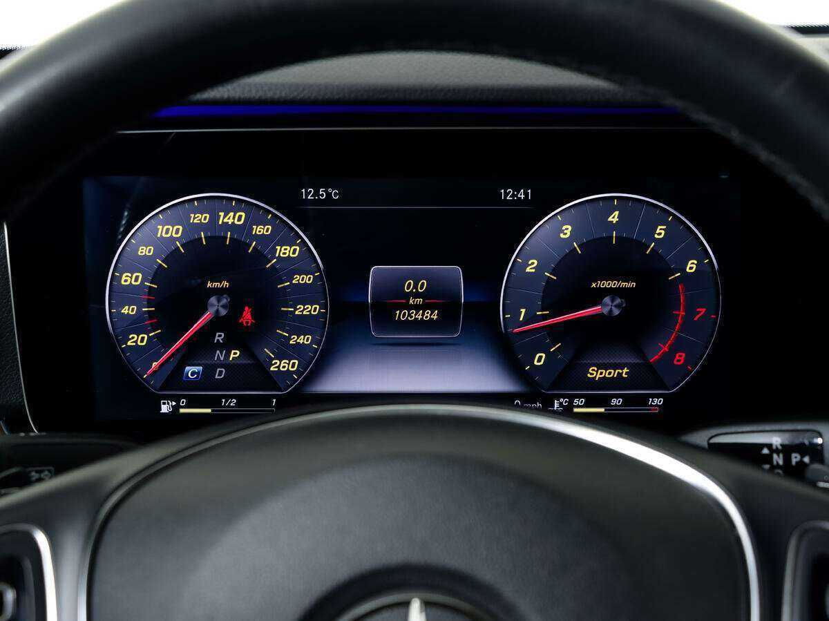 Купить Mercedes-Benz E-Класс с пробегом. Фото: #19