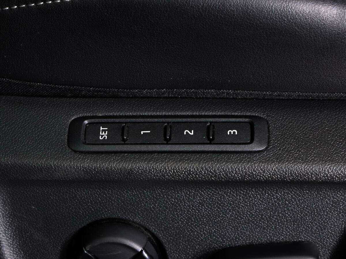 Купить Skoda Karoq с пробегом. Фото: #21