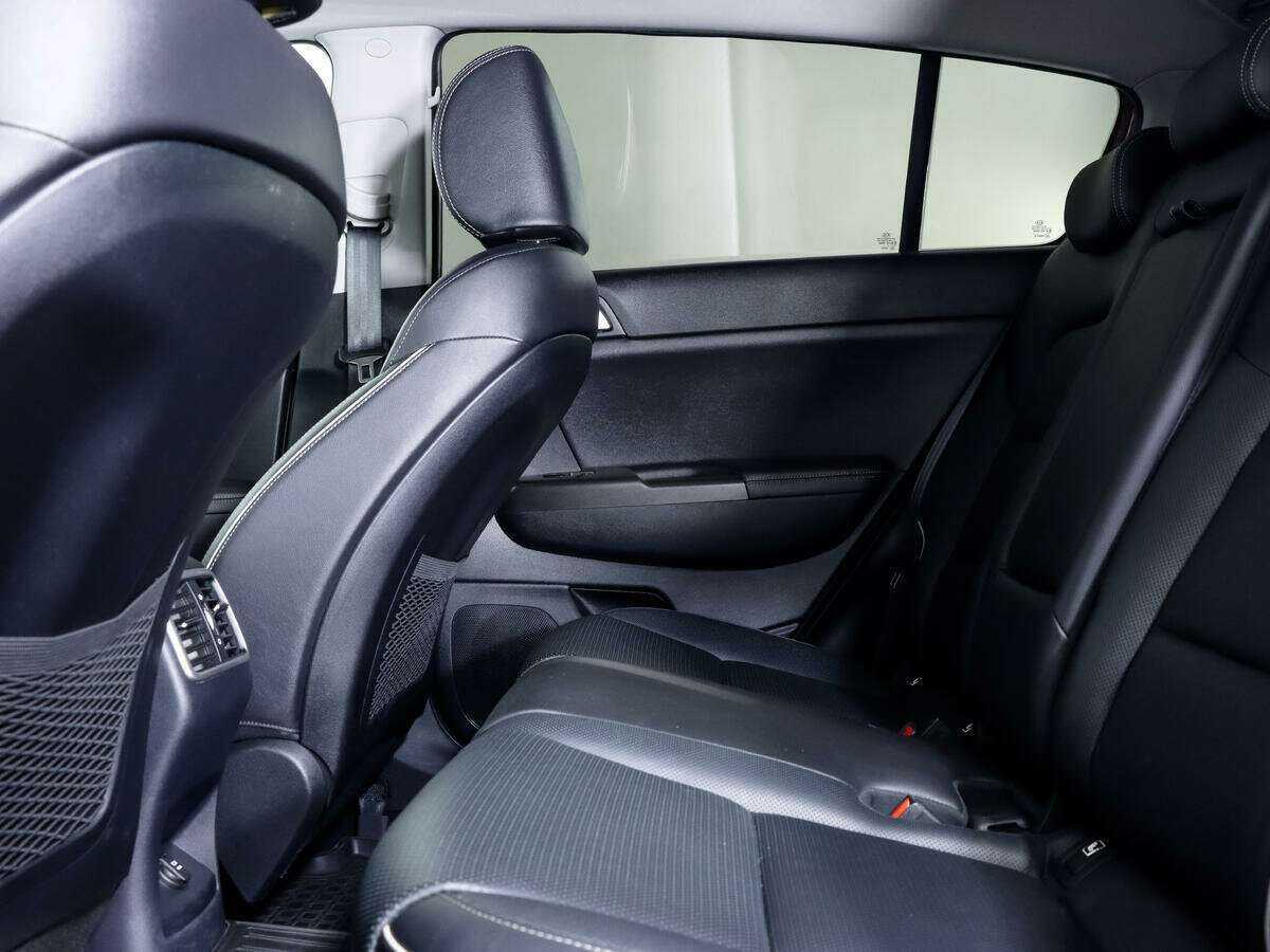 Купить Kia Sportage с пробегом. Фото: #10