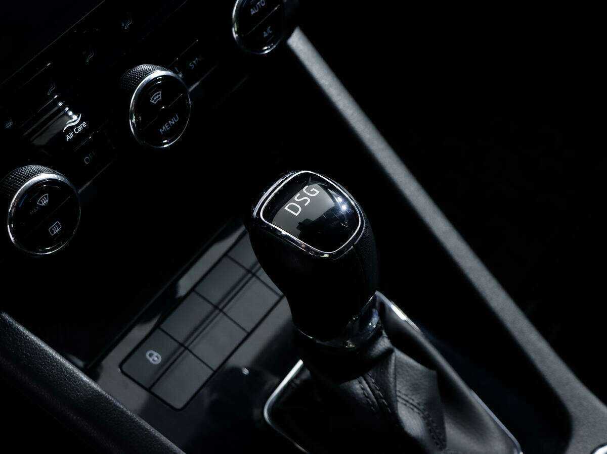 Купить Skoda Octavia с пробегом. Фото: #15