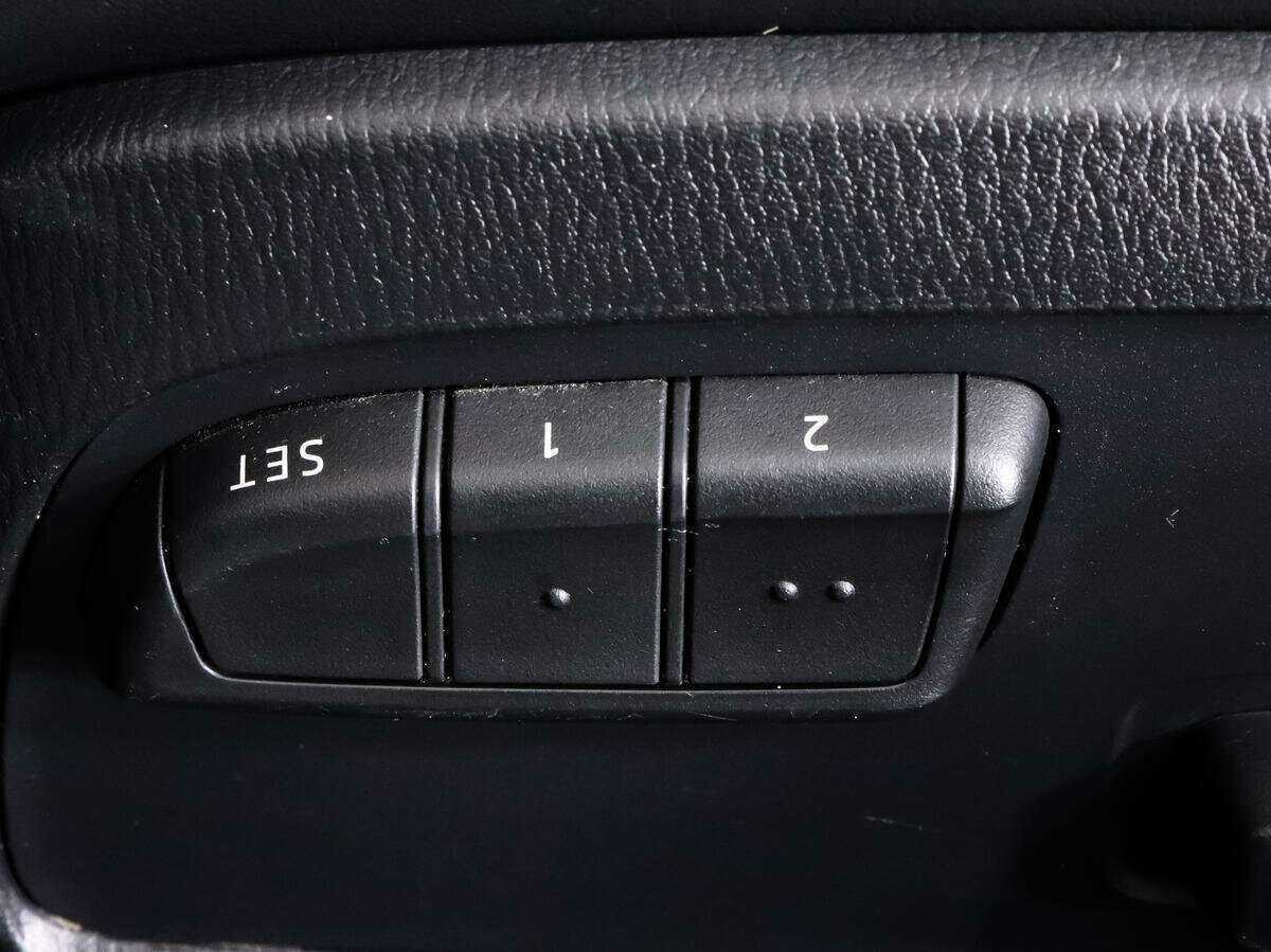 Купить Mazda 6 с пробегом. Фото: #21